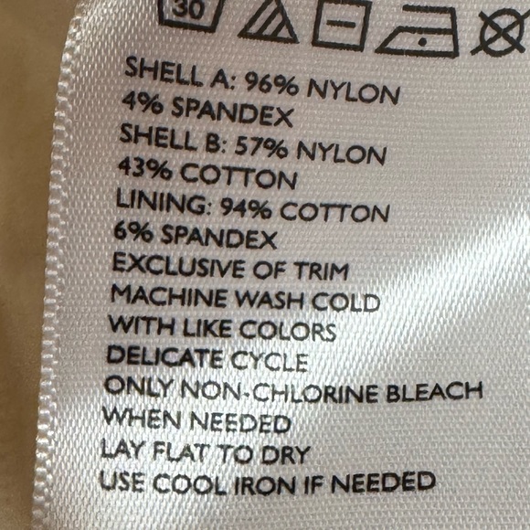 KIMCHI BLUE Lace Cream Crop Top - Picture 7 of 7